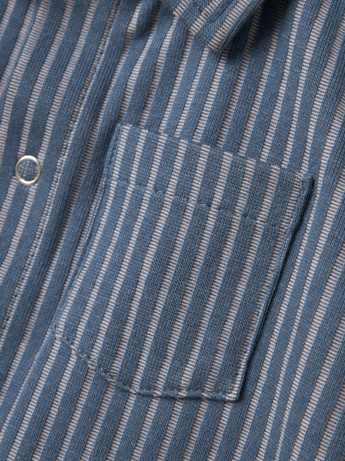 model_shot-front_full